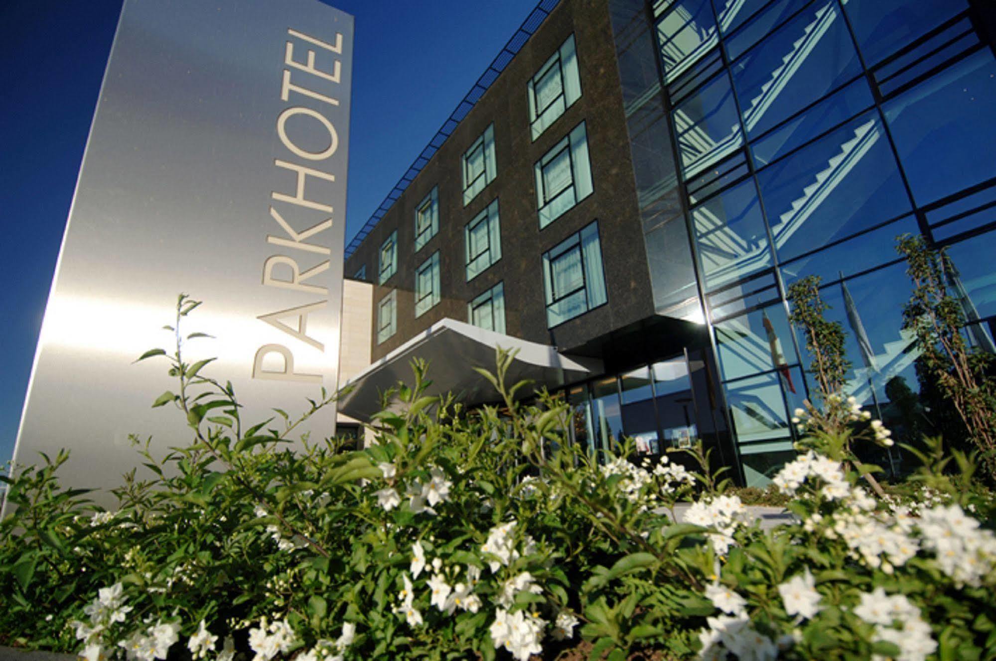 Welcome Parkhotel Euskirchen Bagian luar foto
